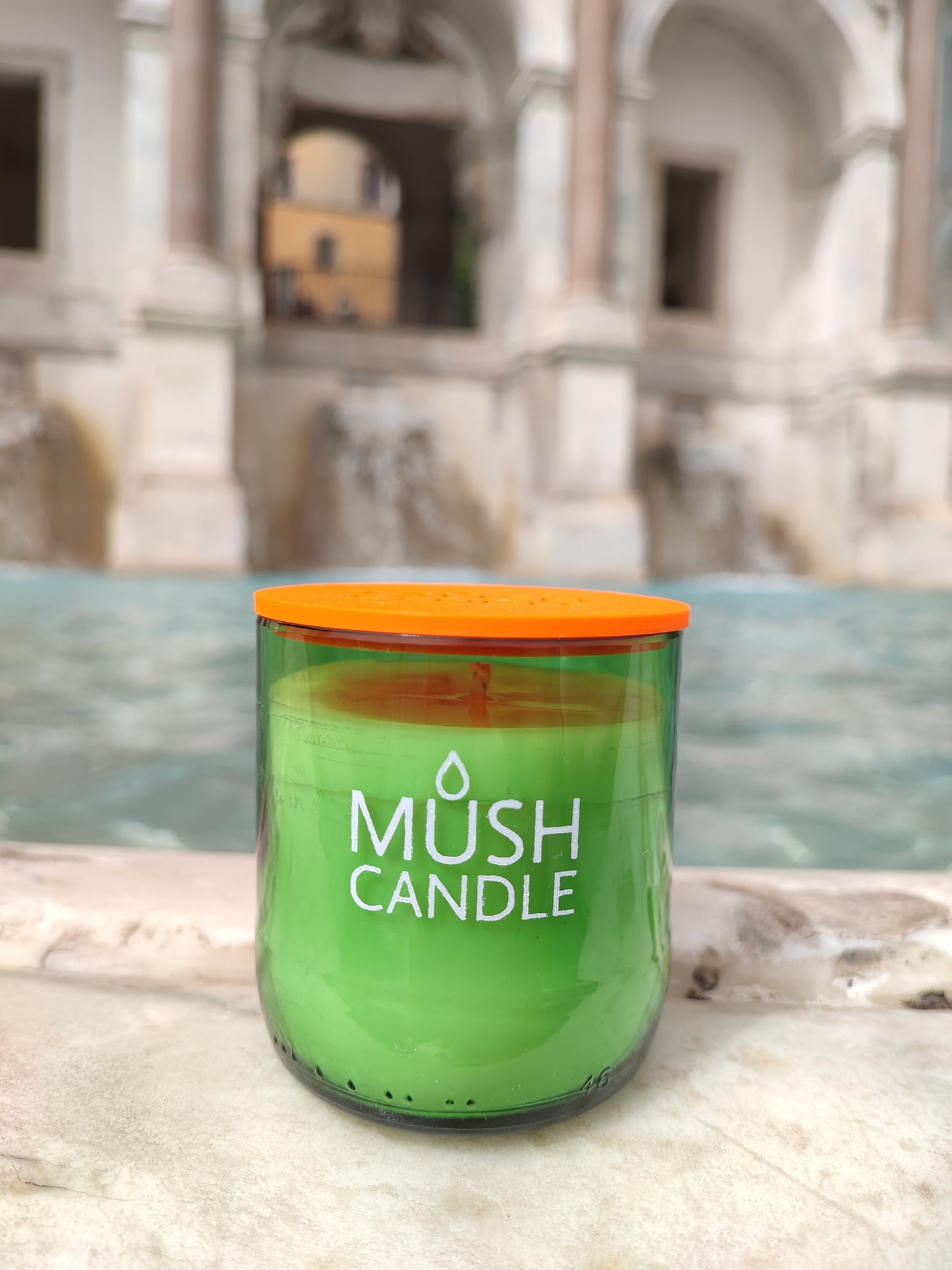 CANDELA AROMATERAPICA IN VETRO RICICLATO