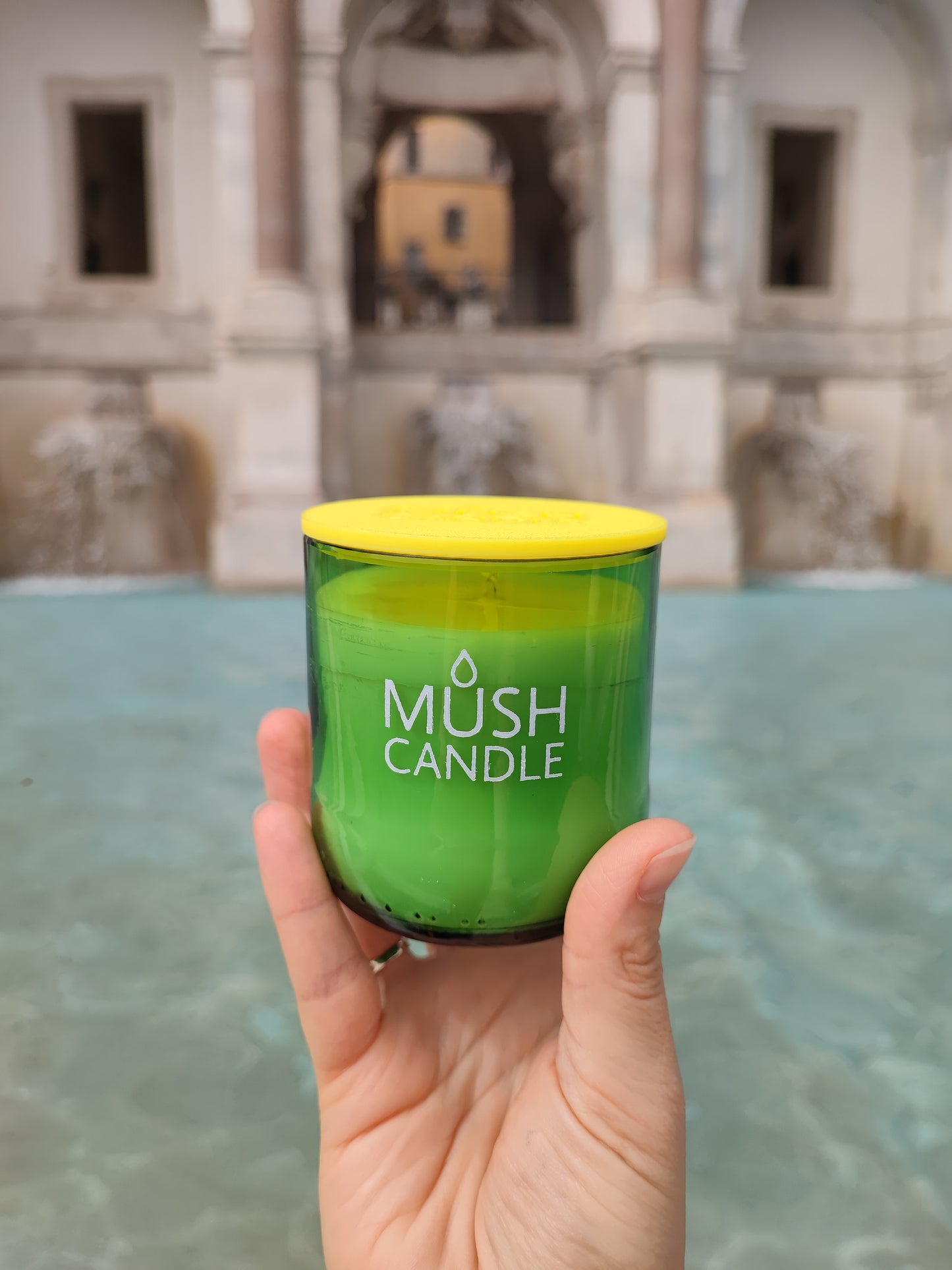 CANDELA AROMATERAPICA IN VETRO RICICLATO