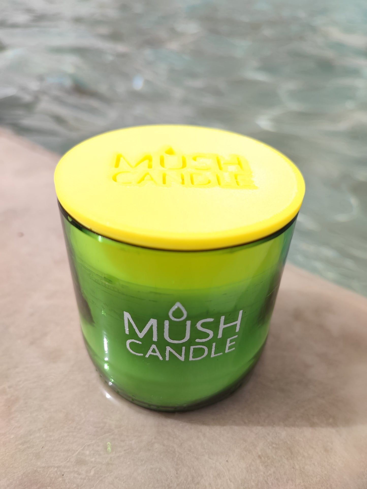 CANDELA AROMATERAPICA IN VETRO RICICLATO