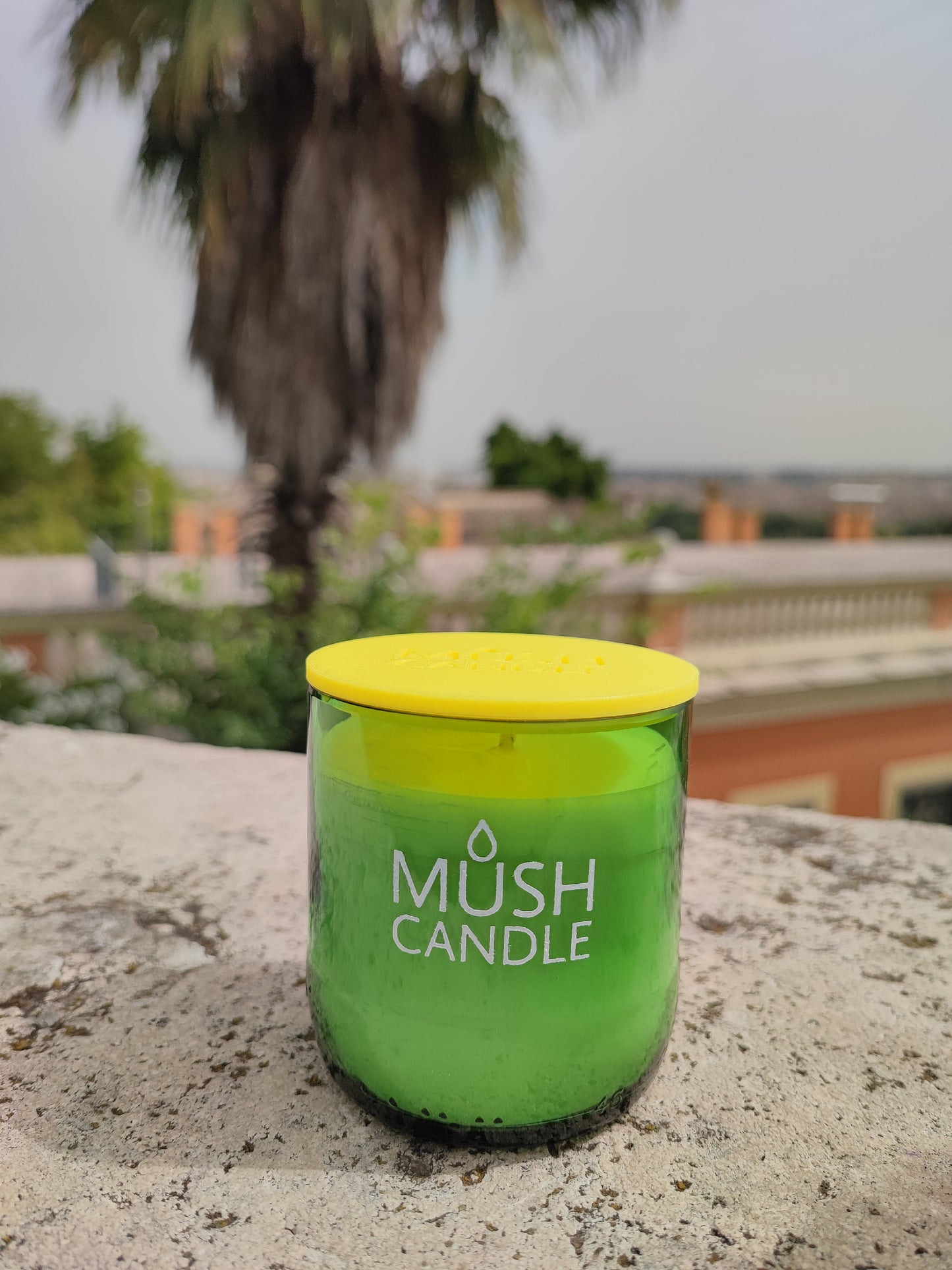 CANDELA AROMATERAPICA IN VETRO RICICLATO