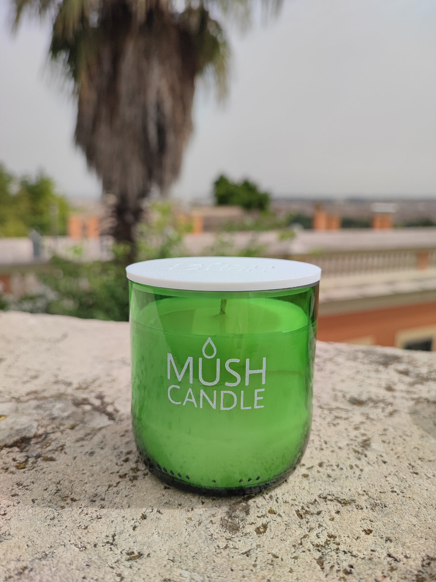 CANDELA AROMATERAPICA IN VETRO RICICLATO