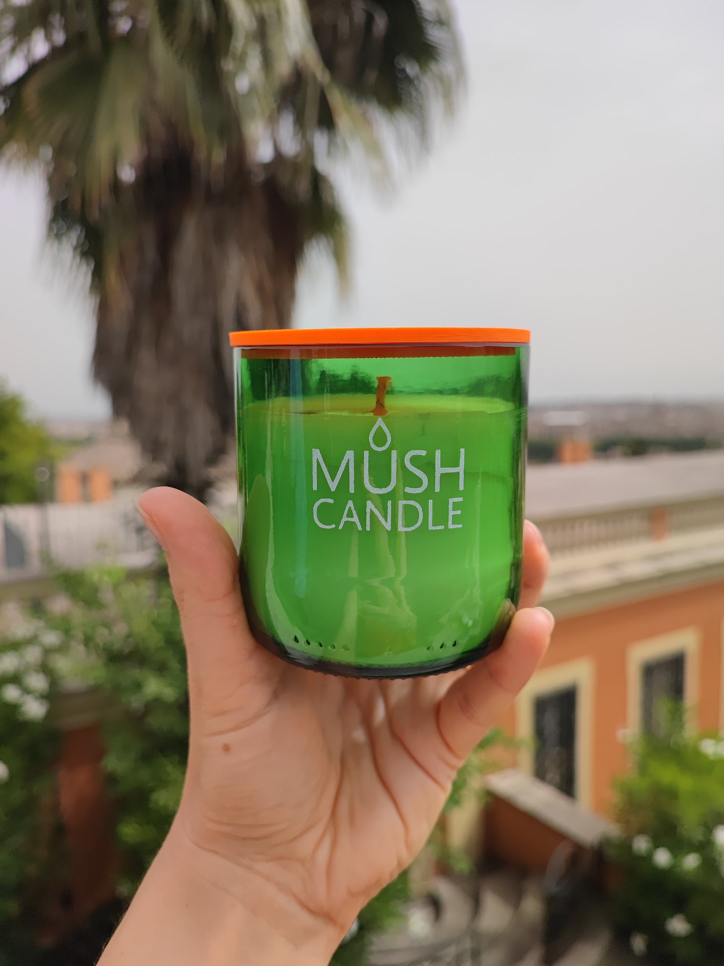 CANDELA AROMATERAPICA IN VETRO RICICLATO